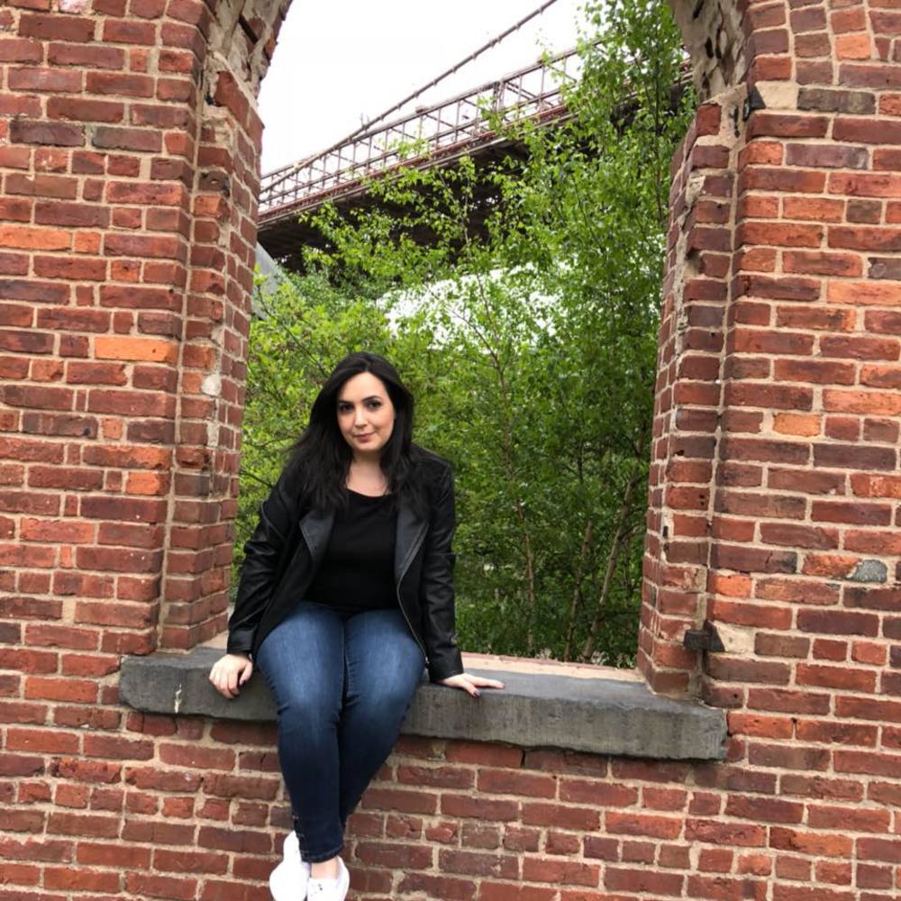 Meet your Posher, Mariane